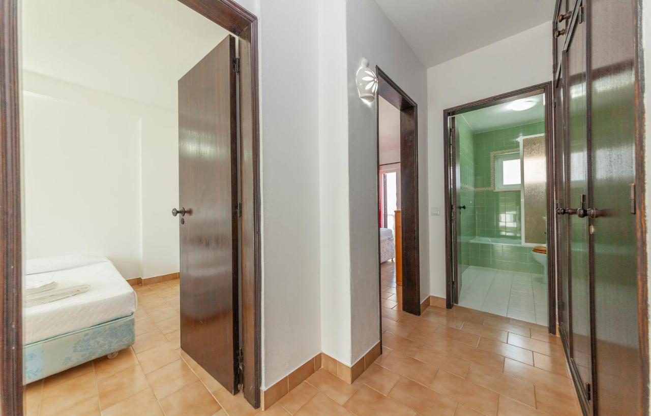 C06 - Water Tower Townhouse With Pool Holiday home